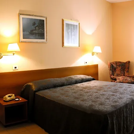 Hotel Plaza-3